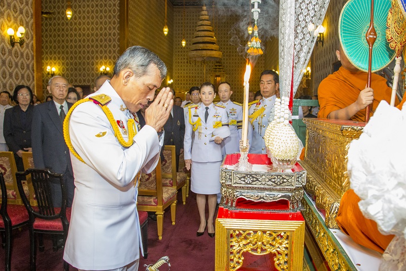 Crown Prince Vajiralongkorn leads the funerary rites for His Majesty the late King Bhumibol Monday at the Grand Palace in Bangkok.