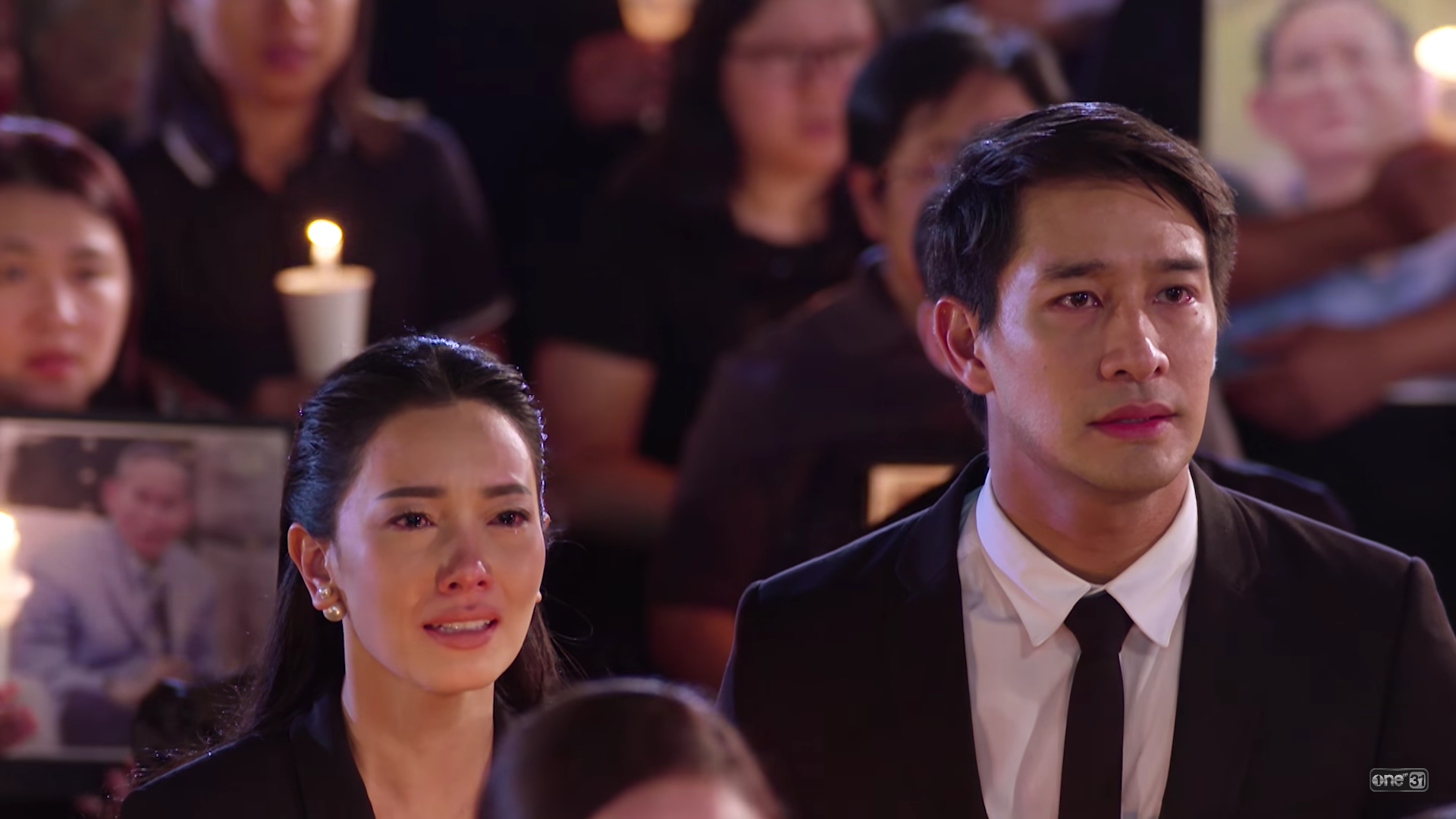 Woranut ‘Nune’ Bhirombhakdi and Nawat ‘Pong’ Kulrattanarak, actors frequently paired as a couple, play an estranged couple who reconcile in ‘I Was Born In the Reign of Rama IX: The Series.’