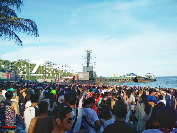 A photo of the 2016 Samed in Love Music Festival posted on June 4, 2016. Photo: Samed in Love / Facebook.