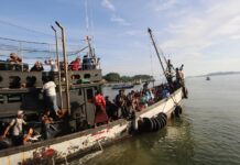 Decree That Sparked Migrant Worker Panic Becomes Law