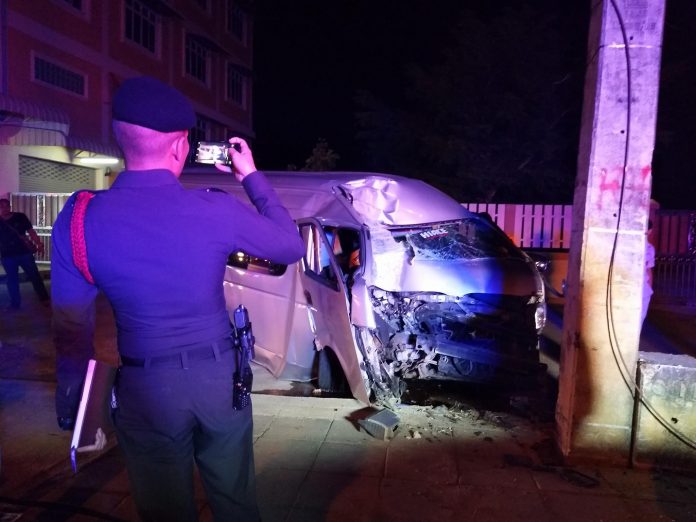 A van crashed into a utility pole in Tak province early Thursday, killing the driver at the scene.