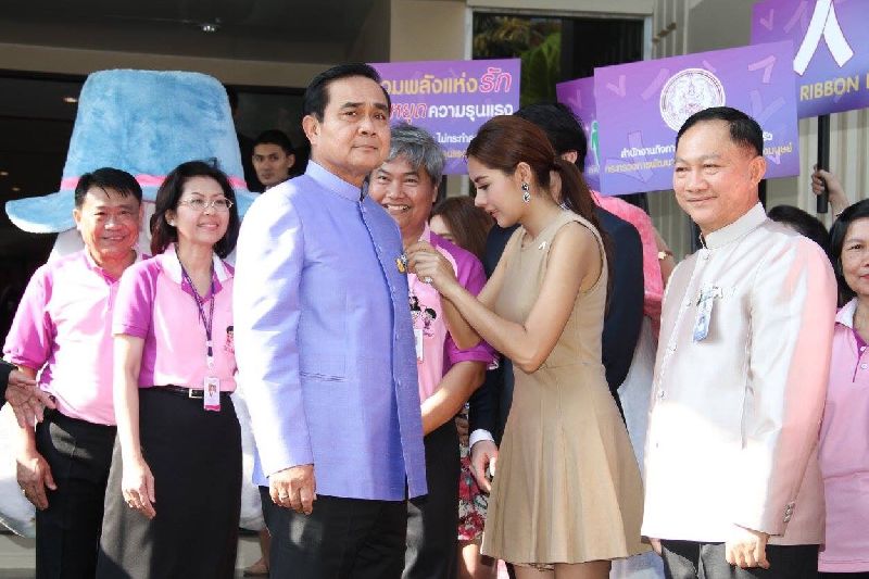 Gen. Prayuth Chan-ocha at a campaign to stop violence against women at the Government House in Bangkok, 17 November 2014.<br /> 14162971301416299811l.jpg