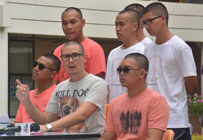 Rangsiman Rome and other activists facing trial in military court held a press conference vowing to continue their fight for democracy, 9 July 2015.<br />