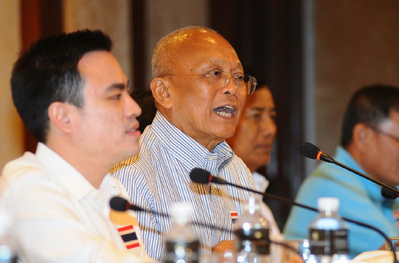 Former protest leader Suthep Thaugsuban at a press conference in Bangkok, 30 July 2015.