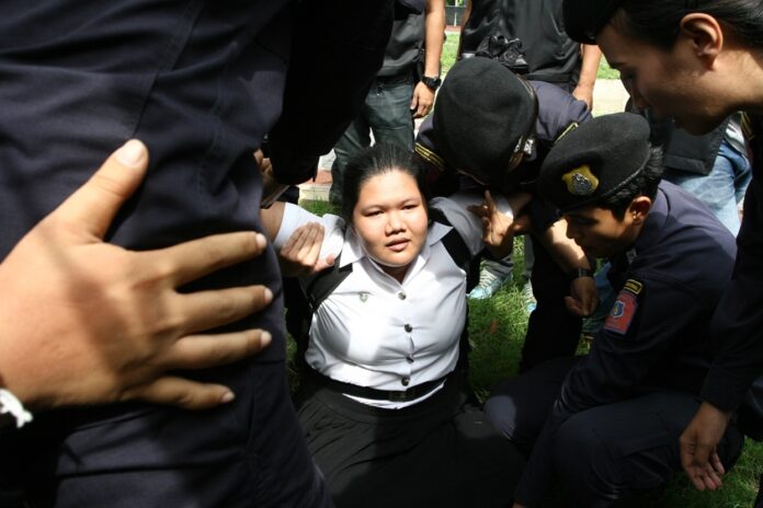 Members of Free Kasetsart were arrested Friday morning near the Defense of Constitution Monument where they were planning to commemorate the 84th anniversary of democracy.