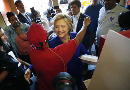 Democratic presidential candidate Hillary Clinton visits a restaurant, Monday, June 6, 2016, in Watts, Calif. Photo: John Locher / Associated Press