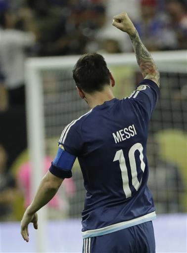 Argentina midfielder Lionel Messi celebrates his goal against the United States during a Copa America Centenario semifinal soccer match Tuesday, June 21, 2016, in Houston. Photo: David J. Phillip / Associated Press