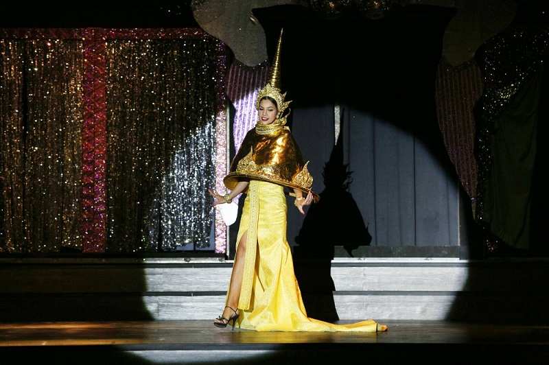Kanthicha ‘Yui’ Chimsiri presents her ‘Golden Pagoda’ costume
