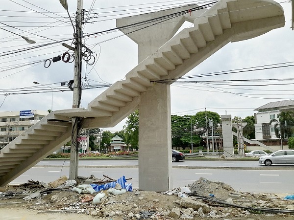 นนทบุรี สะพานลอยคร่อมไฟ6 2