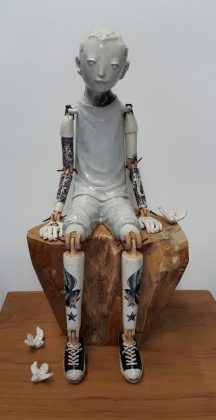 Ariya Sitthibud. AnExpression of Beliefe 2016.Ceramic Stone ware Clay.28x31x59cm.