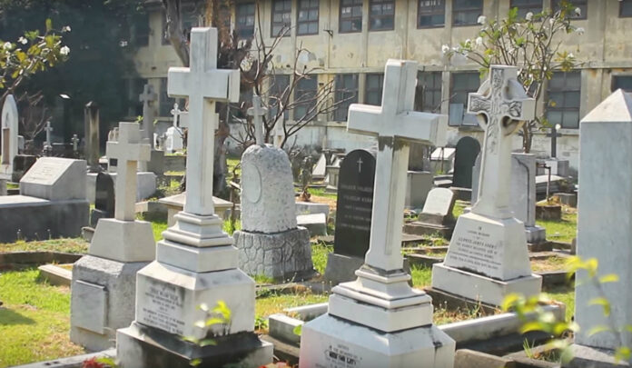 The Bangkok Protestant Cemetery on Soi Charoen Krung 72/5