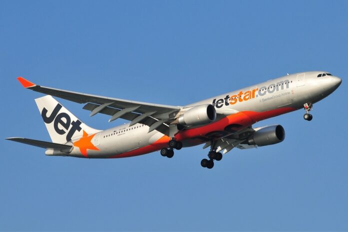 Flight from Sydney to Thailand was diverted to Indonesia on Wednesday to offload six rowdy passengers. Photo by: www.plane-mad.com