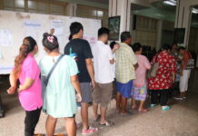 Judgment Day: Referendum on Charter Draft Opens