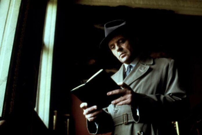 Anthony Hopkins in “84 Charing Cross Road”