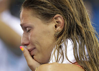 Russia's Yulia Efimova cries after placing second in the women's 100-meter breaststroke final Monday in Rio. Photo: Matt Slocum / Associated Press