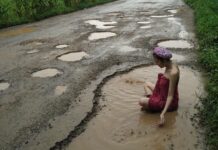 Karen Woman’s Cheeky Protest Gets Results (Photos)