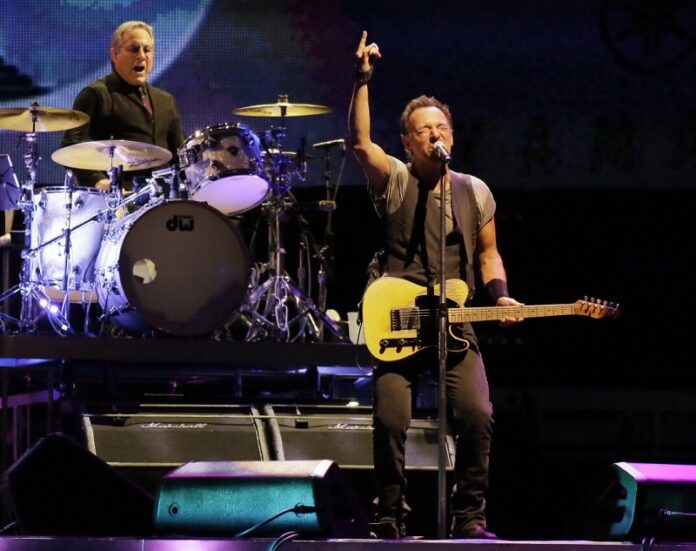 Bruce Springsteen and the E Street Band perform on Wednesday during The River Tour at Citizens Bank Park in Philadelphia, United States. Photo: Elizabeth Robertson / Associated Press