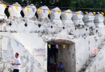 Harvard Anthropologist Defends Pom Mahakan Community