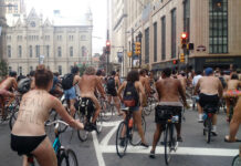 Thousands of Naked Bicyclists Swarm City of Brotherly Love