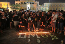 Sing, Volunteer For His Late Majesty Bhumibol