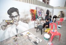 People Share Music, Meals and Memories of Late King