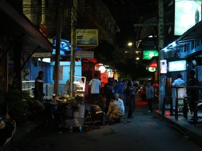 Investigators search the area after a bomb exploded on Aug.11 in Hua Hin.