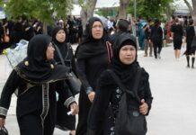 Islamic Authority Says Muslim Mourners Can’t Wear Black or Prostrate Themselves