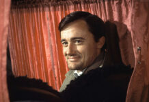 Robert Vaughn, Suave ‘Man From UNCLE,’ 83