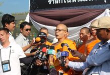 Dhammakaya Asks Court to Cancel Search Warrant as Tensions Mount