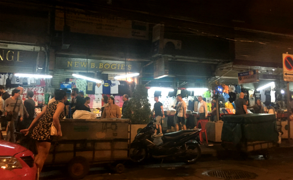 Nana street vendors returned to their business on Oct. 29.