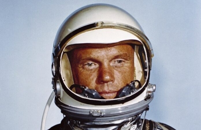 This undated photo shows astronaut John Glenn in his Mercury flight suit. Photo: Associated Press