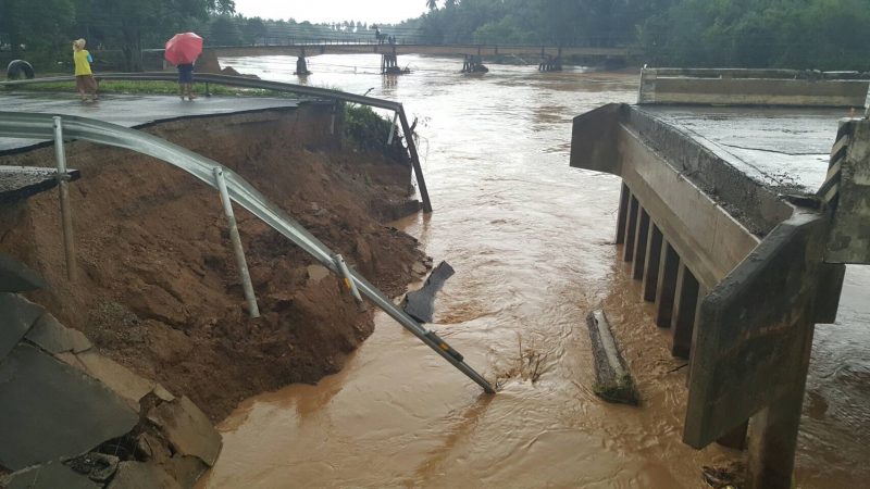 A destroyed bridge on Phet Kasem Road Tuesday morning in Prachuap Khiri Khan.