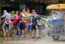 Record 32.6M Tourists Visited Thailand in 2016