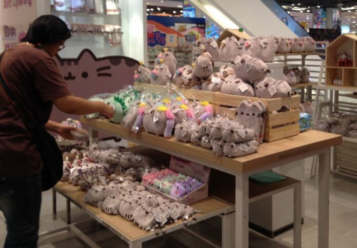 Pusheen goods on sale Monday at Siam Paragon. Photo: Patcharaporn Suksiri