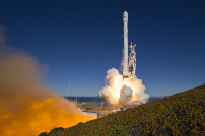 The SpaceX Falcon 9 rocket loaded with 10 Iridium NEXT communications satellites lifts off in 2017 from launch complex 40 at Space Launch Complex 4E at Vandenberg Air Force Base in California. Photo: SpaceX