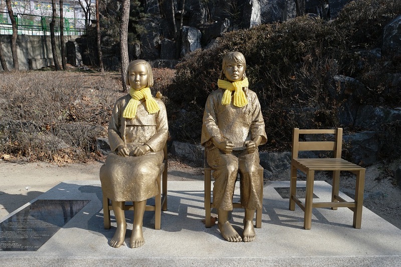 An undated photo showing statues of comfort women in Japan. Photo: Lisy_ / Pixabay