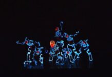 Bodies Electric: Japanese Dancers Bring from Tron-Inspired Show