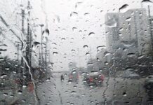 Young Girl Drowns in Southern Flooding, Surprise Storm Lashes Bangkok