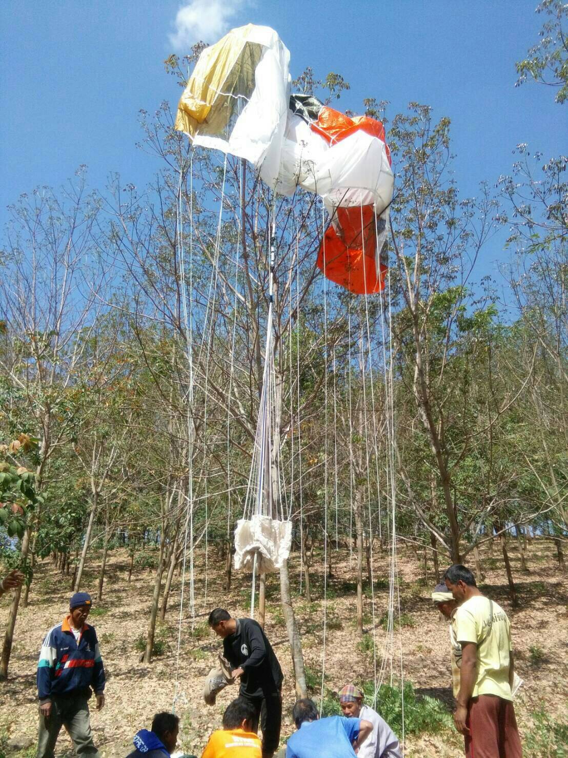 The scene in Loei province where Sukothai Somsrisai landed after ejecting from a jet fighter on Wednesday morning 