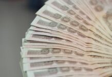 Why You Will Probably Pay Less Income Tax This Year