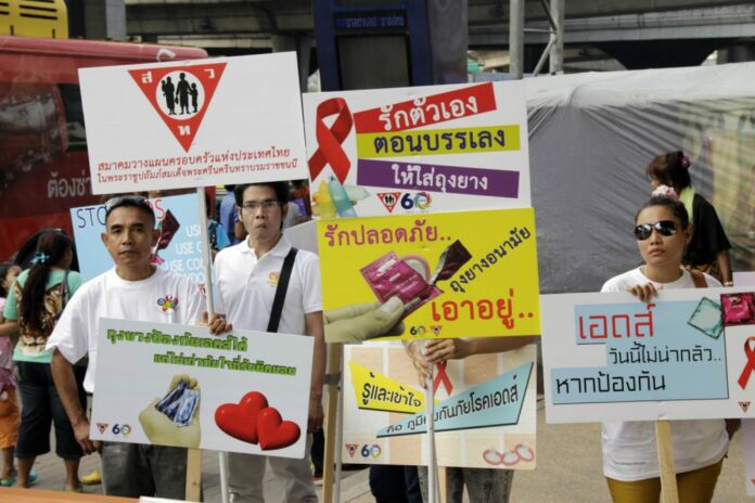 An undate photo of Planned Parenthood Association of Thailand's campaign to promote use of condoms in Bangkok. Image: Planned Parenthood Association of Thailand