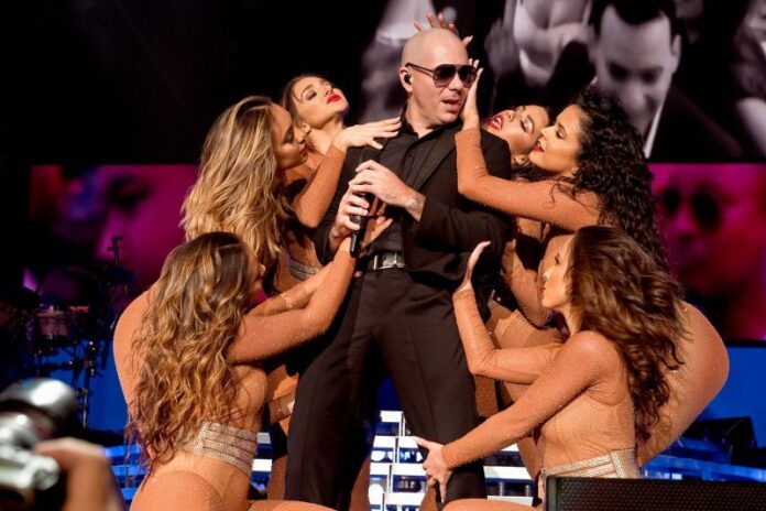 Photo: Pitbull / Facebook