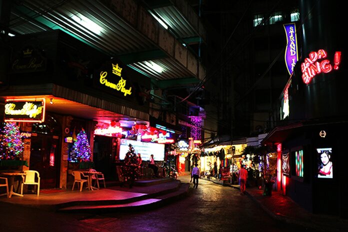 A Jan. 2, 2015, file photo of Patpong. Image: Juan Antonio F. Segal / Flickr