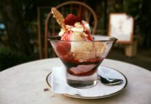 Artists, Ice Cream and Booze in Vintage Print House