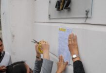 17B Baht Tax Bill Taped to Thaksin’s Door
