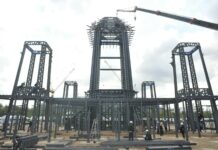 Royal Crematorium Rises Over Sanam Luang (Photos)