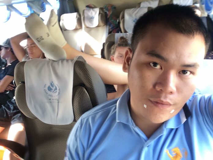 Narong Thaopanya and the smelly feet he encountered March 30. Photo: Facebook / Narong Thaopanya