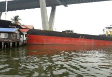 Photos: Ship Crashes Into Chao Phraya River Homes