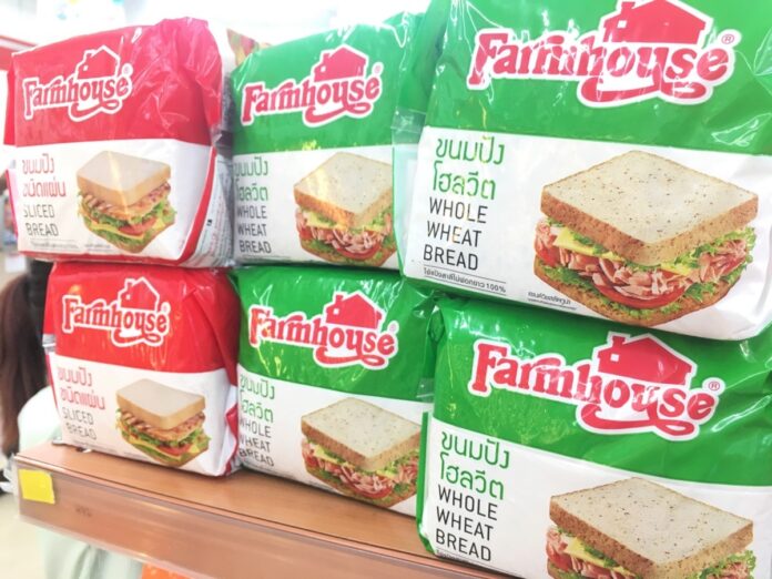 Farmhouse bread at a 7-11 convenience store Tuesday.
