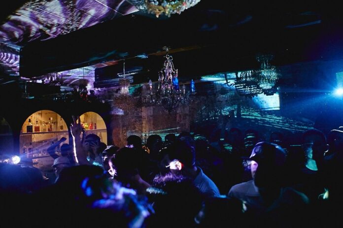 Photo: DARK BAR / Facebook